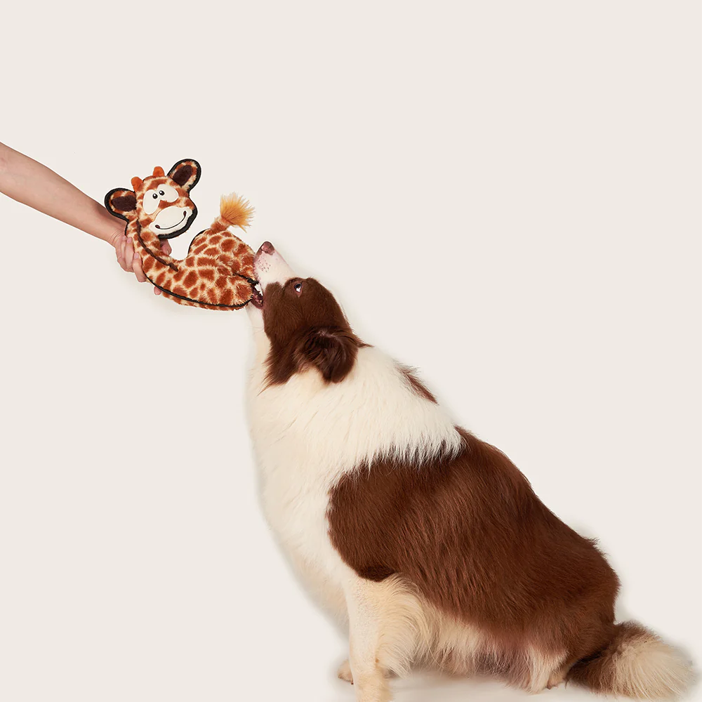 FOFOS Safari Line Giraffe Plush Squeaky Dog Toy - Image 3